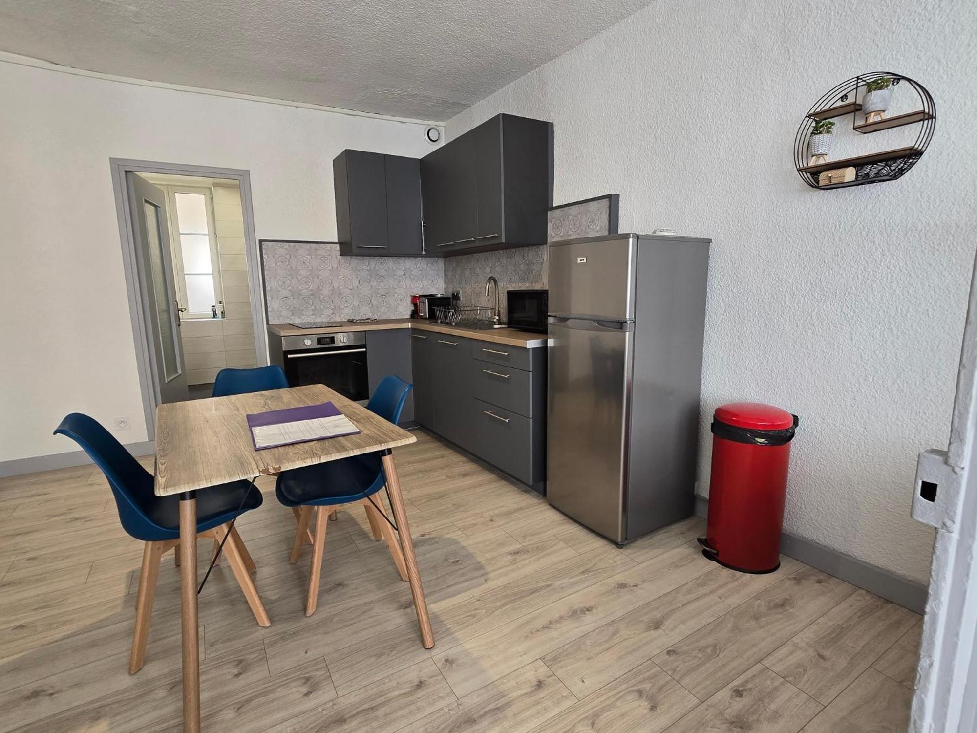 Appartement Au Calme Idealement Place A Macon. Eksteriør billede